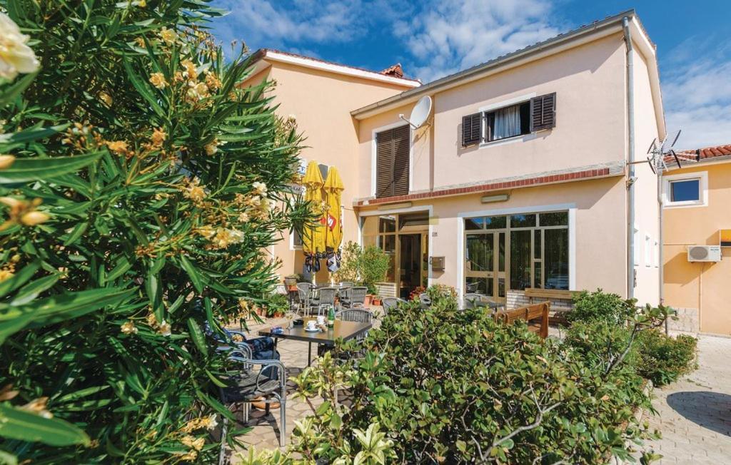 Apartmani Valdebek Pula Exterior photo