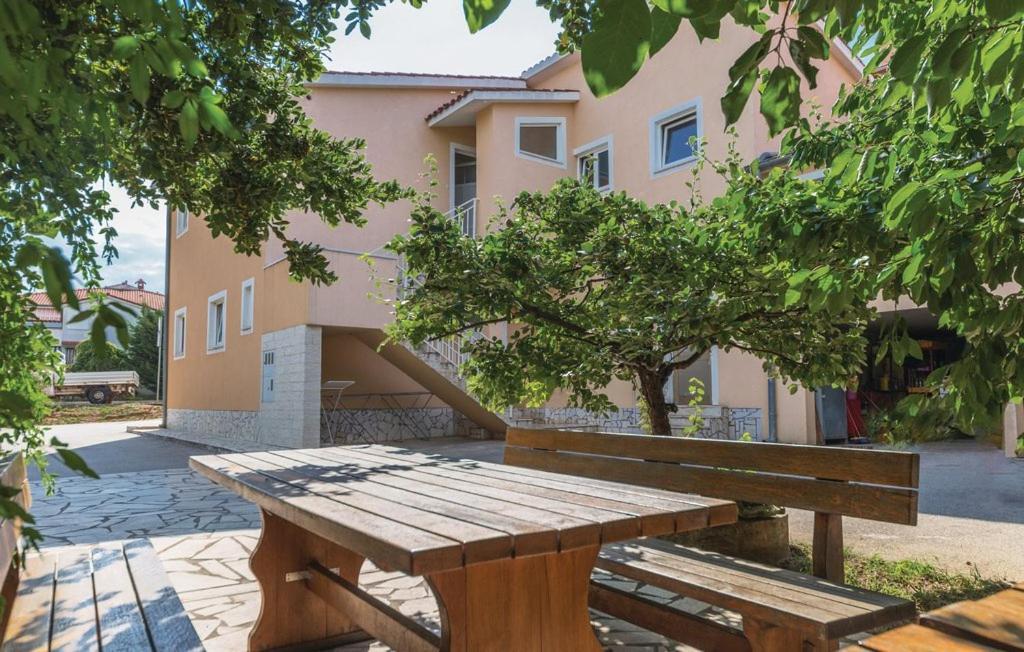 Apartmani Valdebek Pula Exterior photo